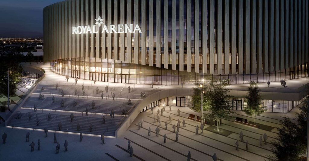 Royal Arena facade om natten i København