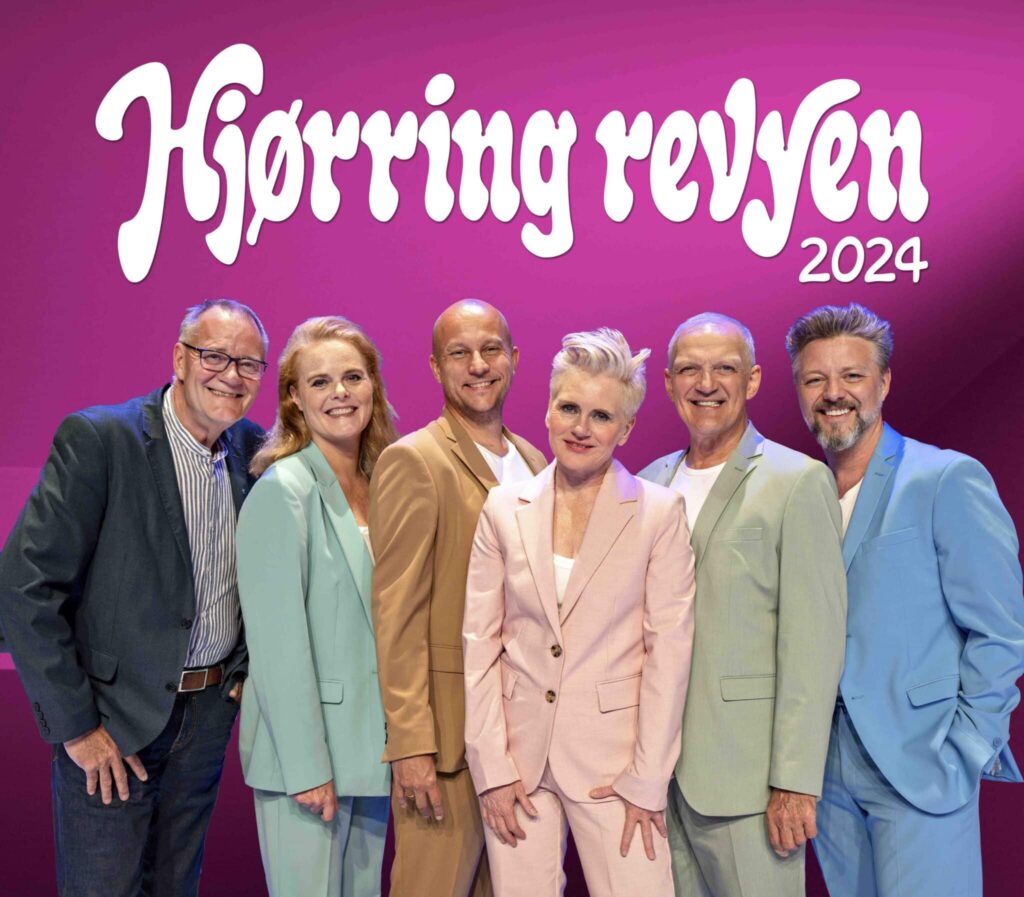 Holdet bag Hjørring Revyen 2024 på scenen